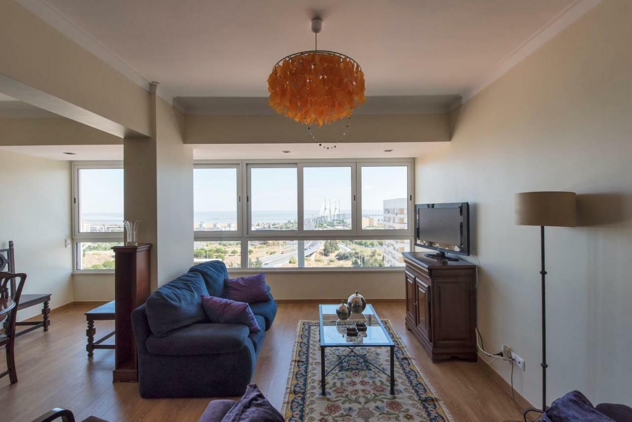 A View To The River Tejo - Sixtyfive Boutique Home Lissabon Exterior foto