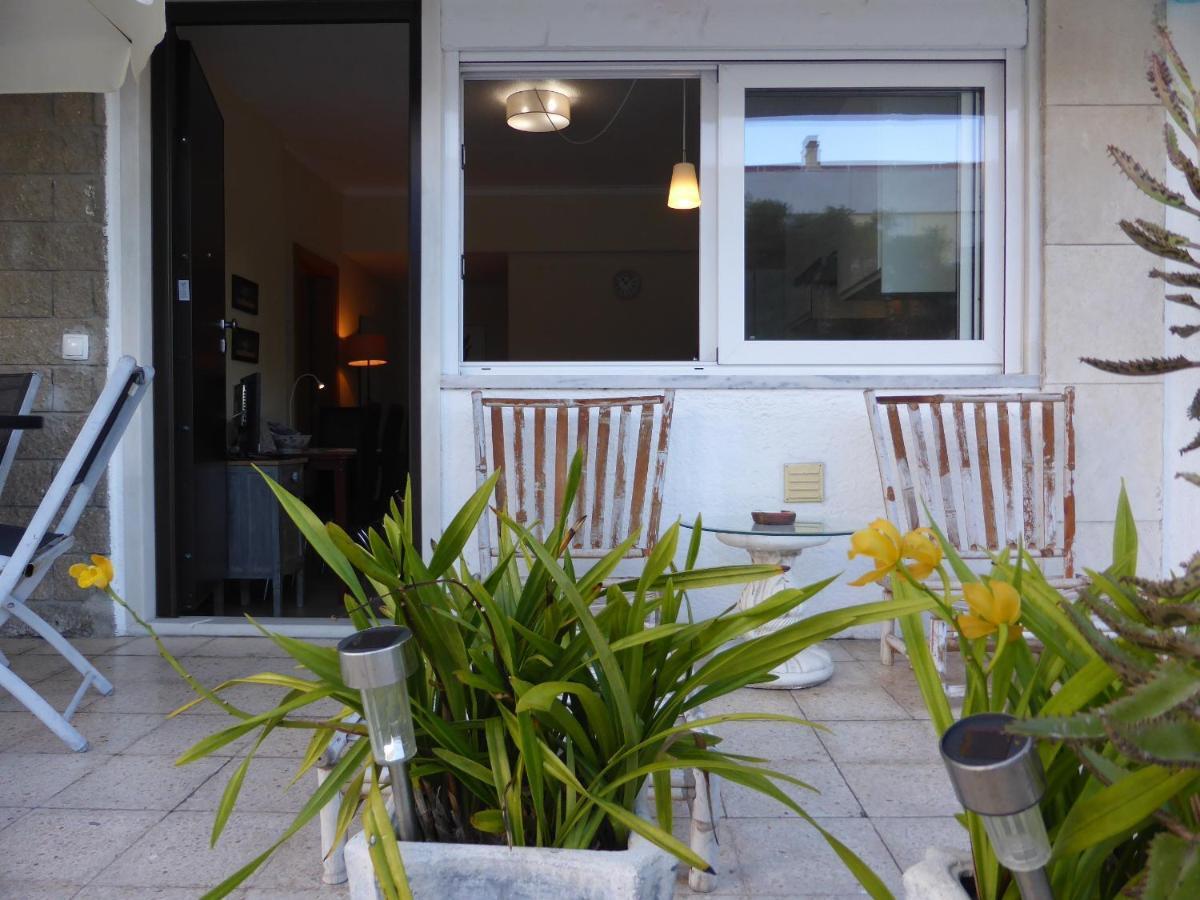 A View To The River Tejo - Sixtyfive Boutique Home Lissabon Exterior foto